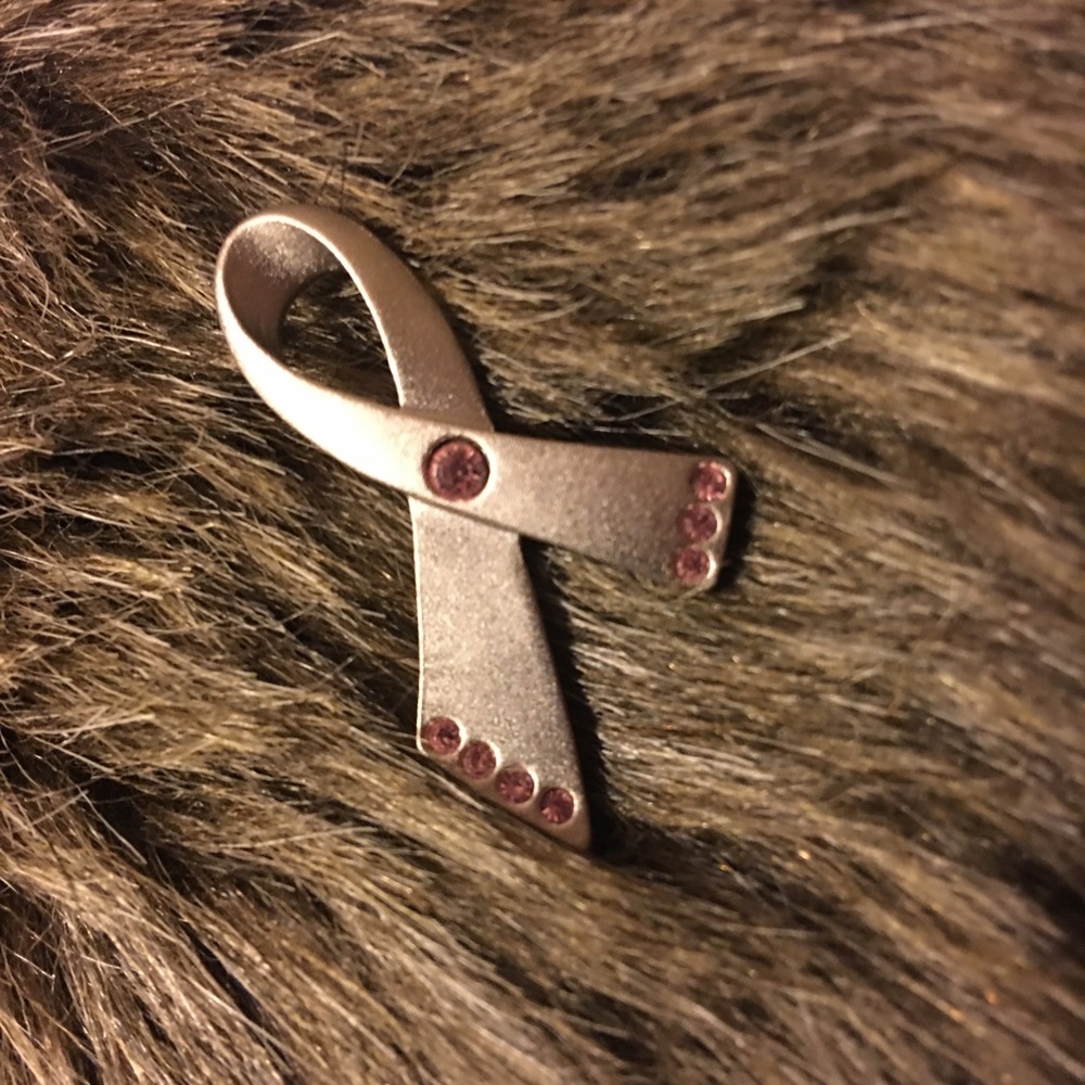 Avon matte silver tone pink rhinestone tac pin